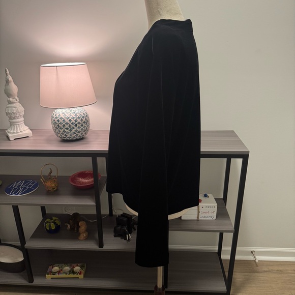Signature by Jerell Black Velvet Button Cardigan – Size L |Classic Evening Layer - Picture 4 of 10
